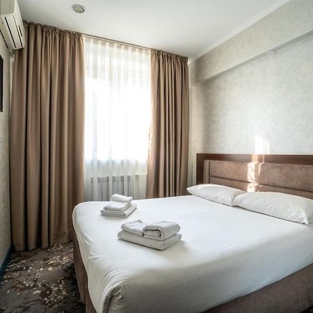 Mildom Express Hotel Almaty Exterior foto